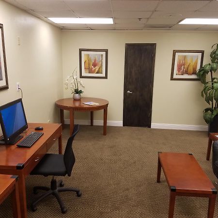 Days Inn & Suites By Wyndham Clermont Dış mekan fotoğraf