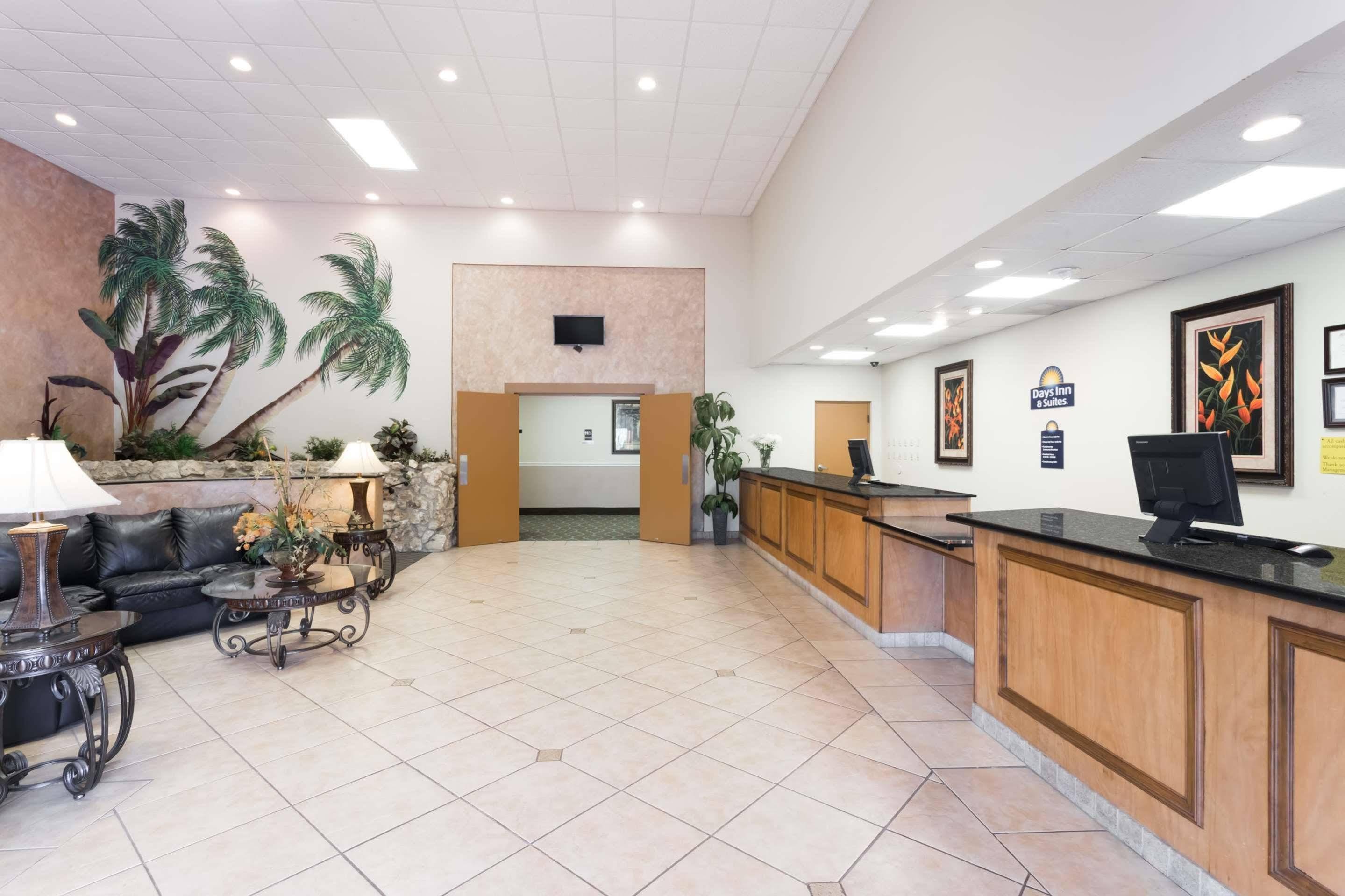 Days Inn & Suites By Wyndham Clermont Dış mekan fotoğraf
