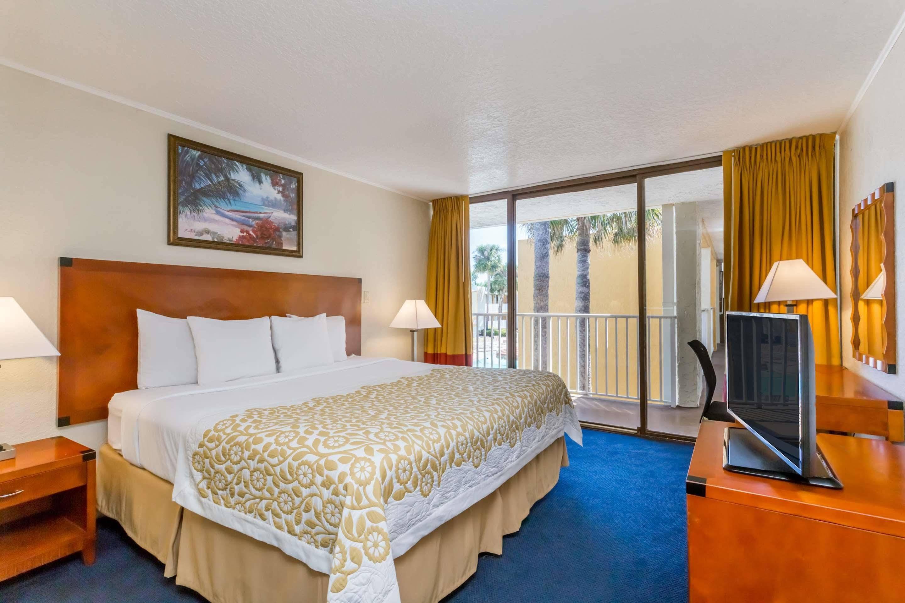 Days Inn & Suites By Wyndham Clermont Dış mekan fotoğraf