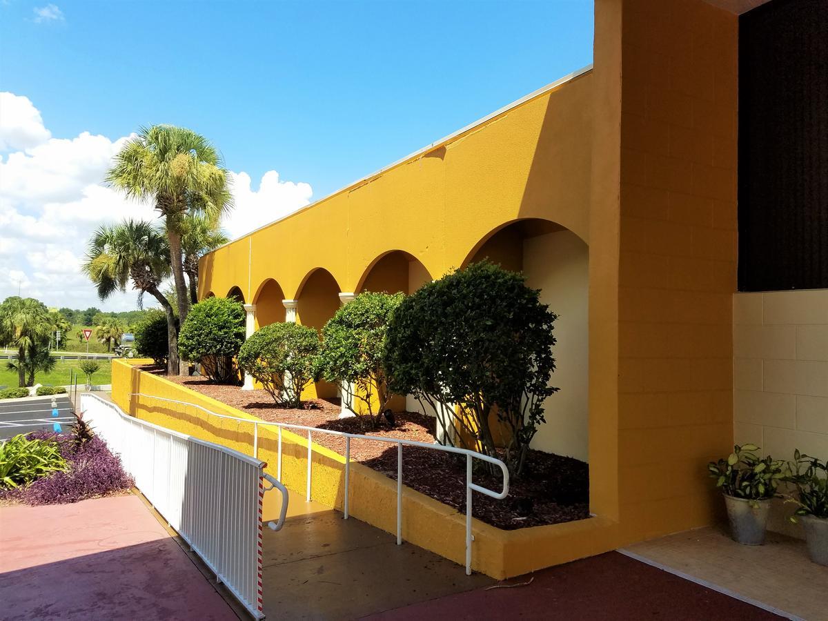 Days Inn & Suites By Wyndham Clermont Dış mekan fotoğraf