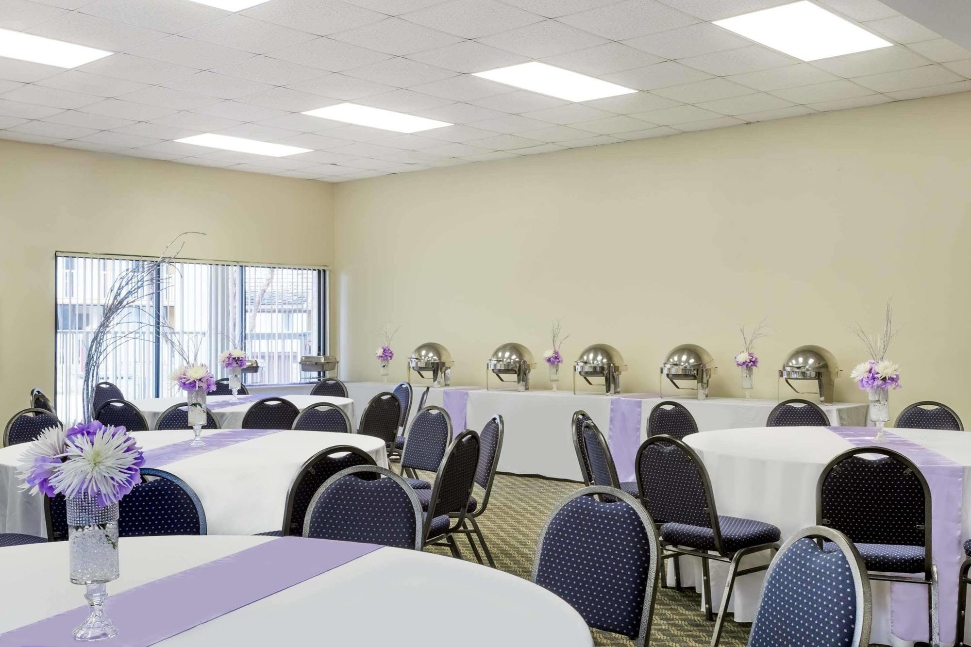 Days Inn & Suites By Wyndham Clermont Dış mekan fotoğraf