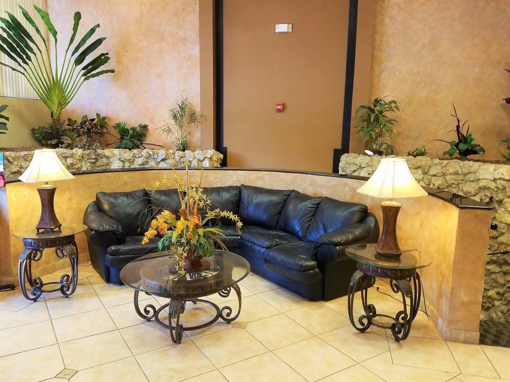 Days Inn & Suites By Wyndham Clermont Dış mekan fotoğraf