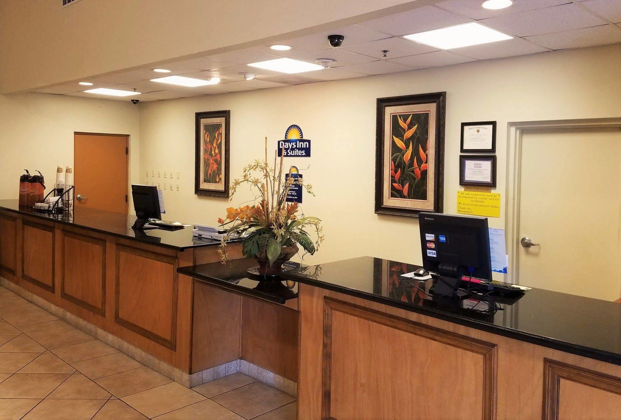 Days Inn & Suites By Wyndham Clermont Dış mekan fotoğraf
