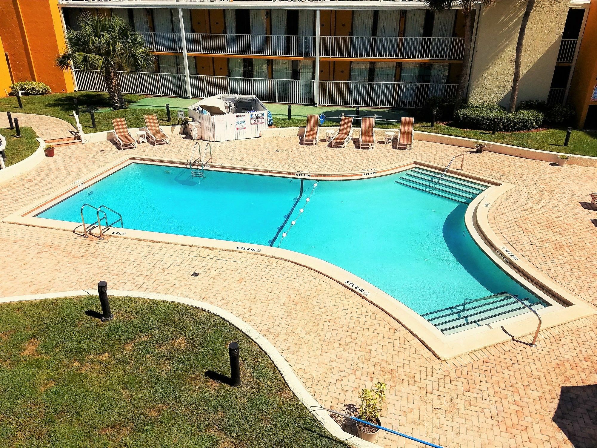 Days Inn & Suites By Wyndham Clermont Dış mekan fotoğraf